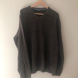 ⭐️3/$10 Brown Nautica Sweater Size Large